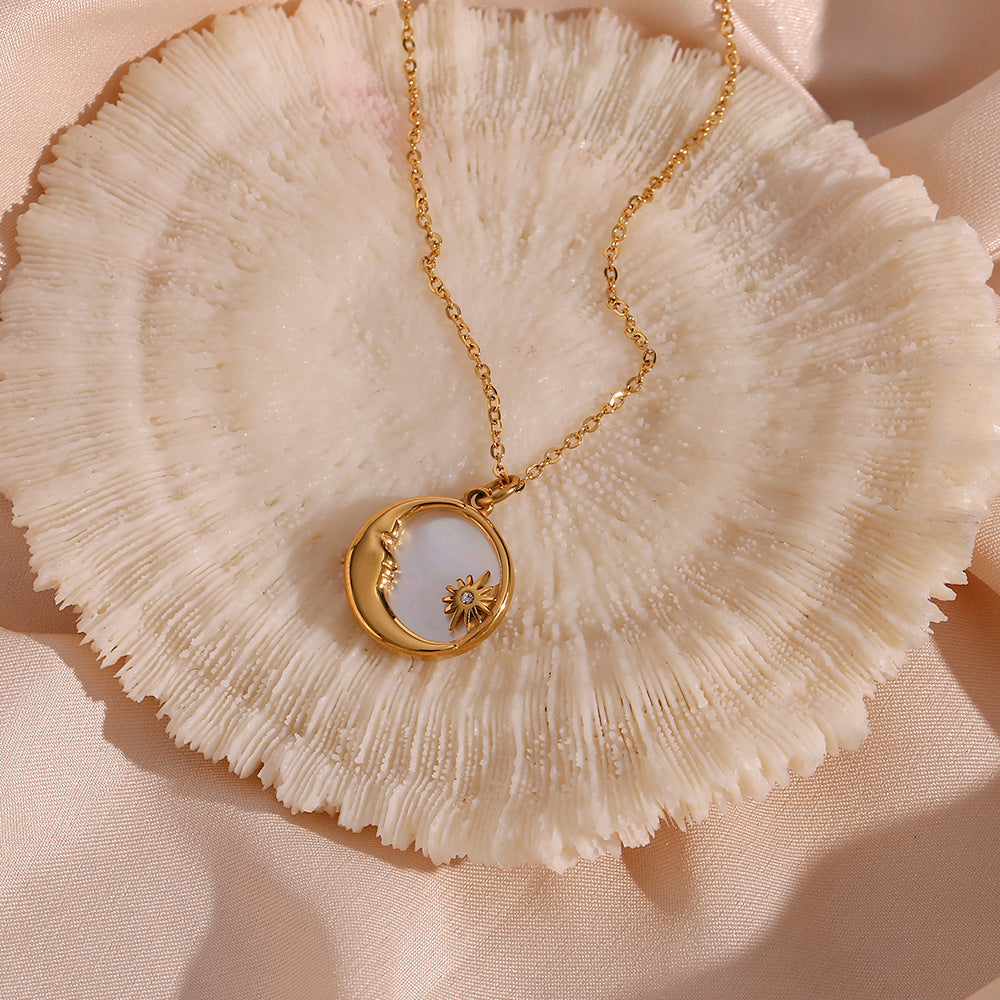 18K Gold Plated Natural Shell Moon Star Pendant Waterproof Necklace