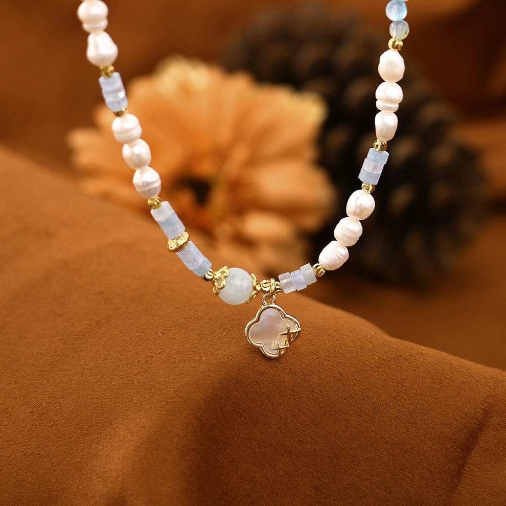 Seashell four-leaf clover and aventurine Natural freshwater pearl necklace